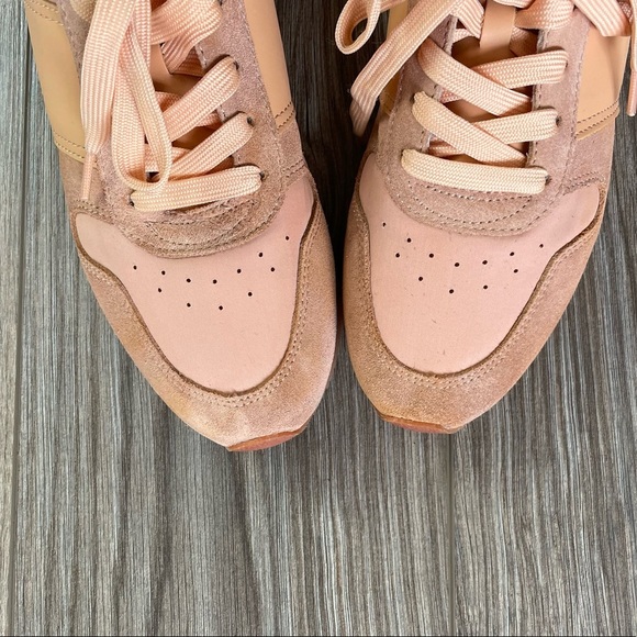 Club Monaco Zoe Leather Peach Sneakers | 8 - Picture 5 of 12